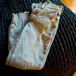 blue ripped jeans (lucky brand)